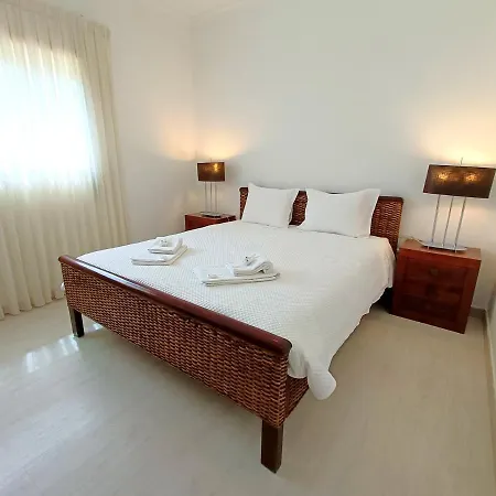 T3 Flat -